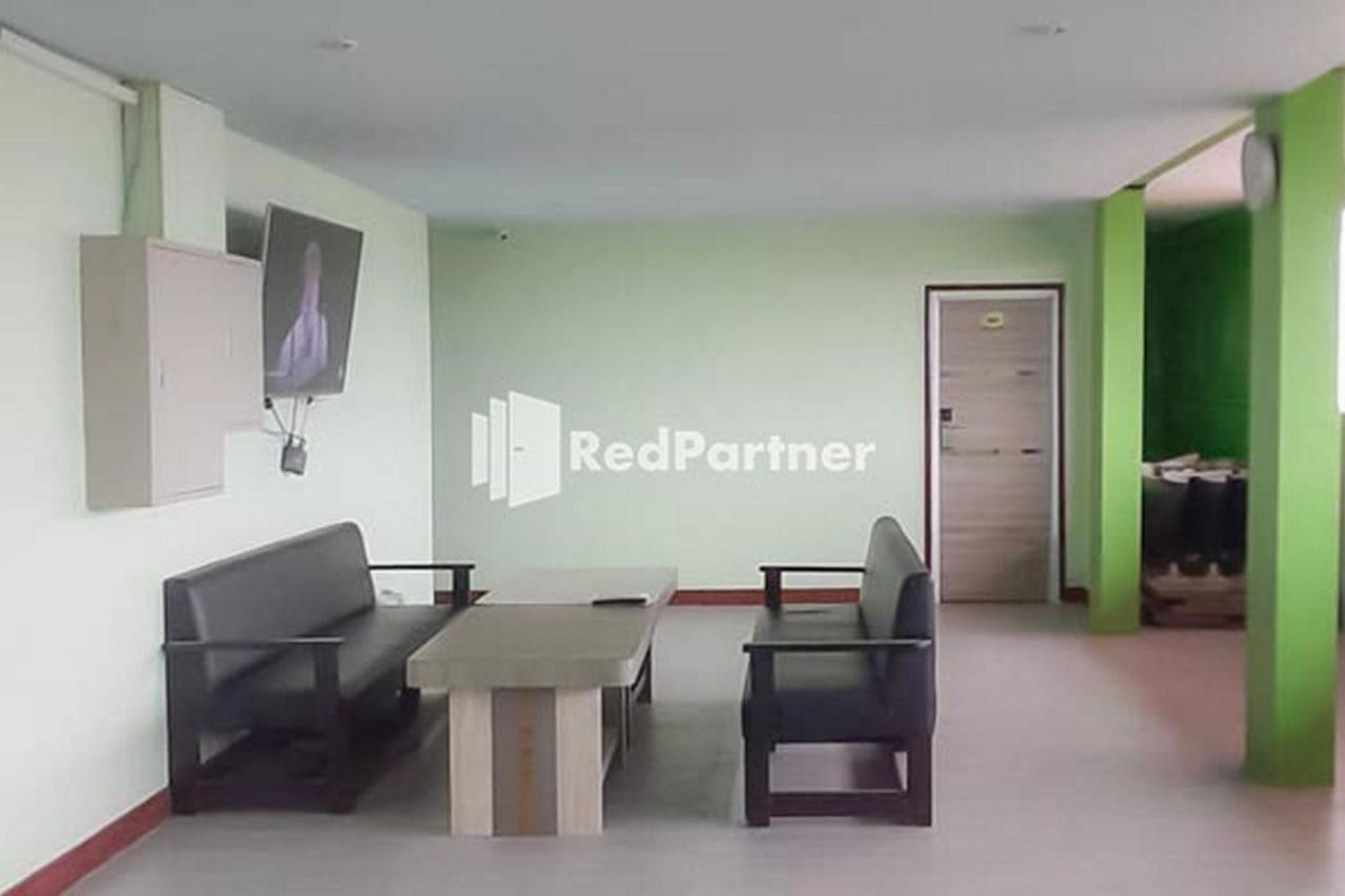 Guest House Anak Raja Pangkalan Bun Syariah Mitra Reddoorz ภายนอก รูปภาพ